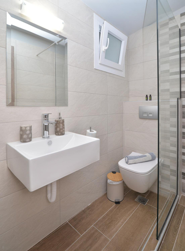 Bathroom 3, Hotelo Sunshine Apartments, Central Macedonia