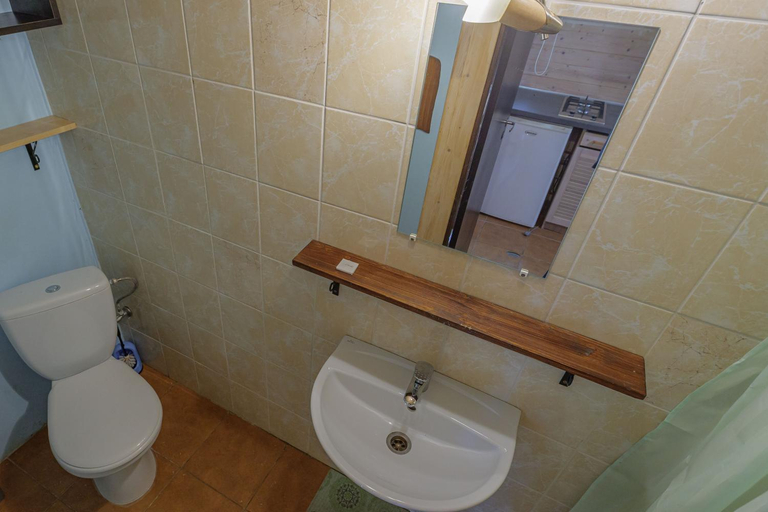 Bathroom 3, Pylimo slenis, Palangos