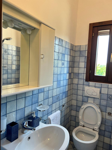 Bathroom 3, Country House Western Club, Teramo