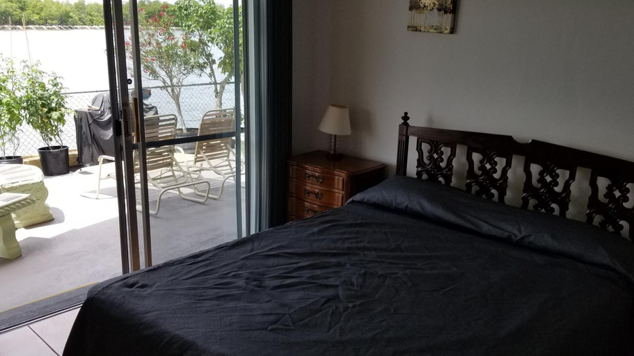 Bedroom, Bimini Motel, Broward