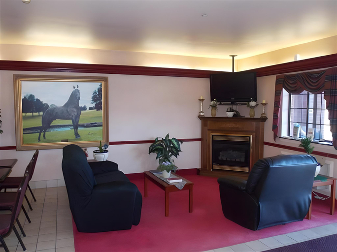 Public Area 2, Econo Lodge Inn & Suites Shelbyville, Bedford