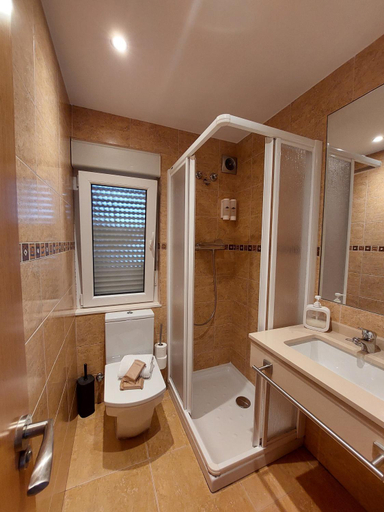 Bathroom 2, Pension Cabezas, Asturias