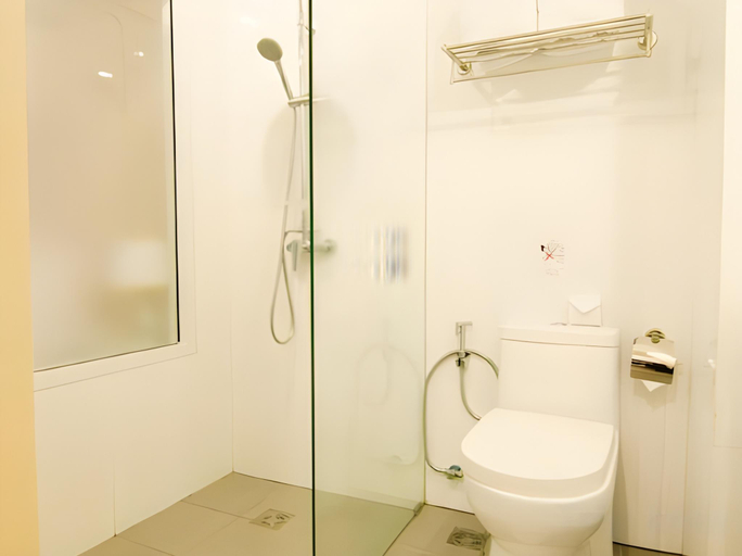 Bathroom 4, Mirage Express Patong Phuket Hotel, Phuket Island