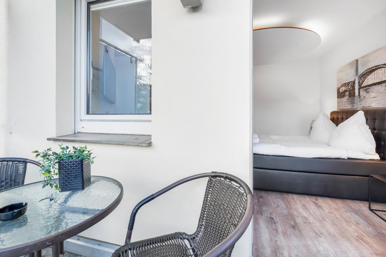 Others 5, Urban Retreat Apartment - Whirpool - Top Lage, Köln