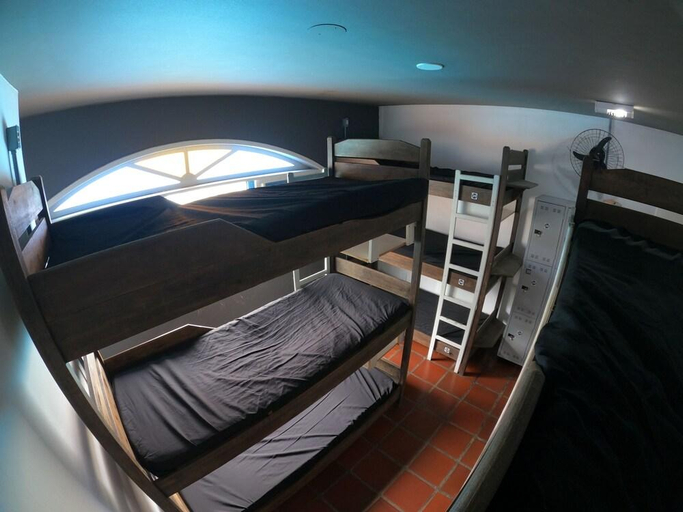 Bedroom, World Hostel - Canasvieiras, Florianopolis