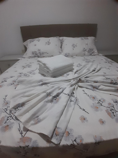 Bedroom 2, Afd, Vlorës
