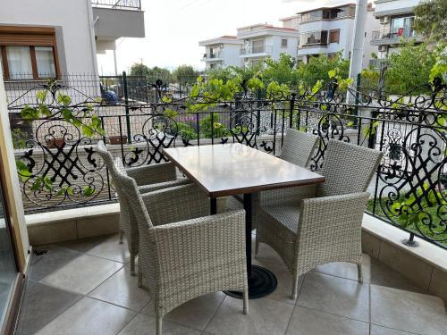 5, Teos Inn Holiday Apartments, Seferihisar