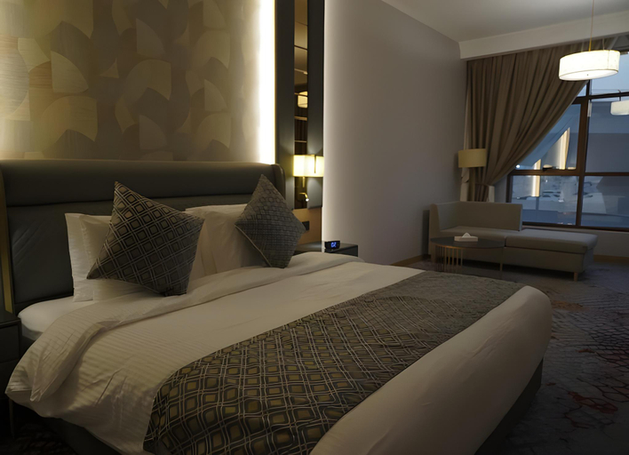Bedroom 2, La Zona Continental Hotel, Dubai
