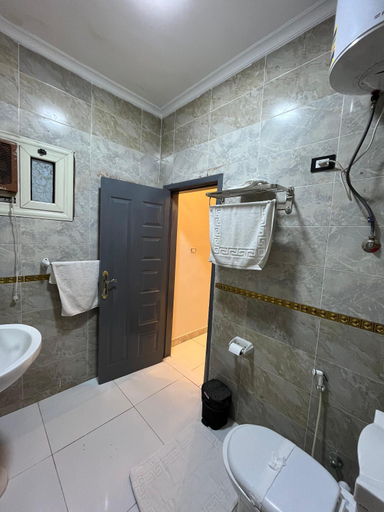 Bathroom 3, Pyramids Legend View Hotel, Al-Ahram