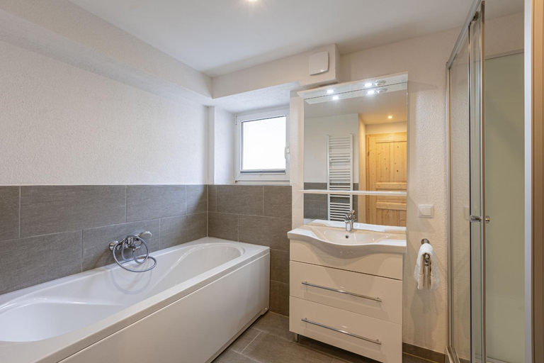 Bathroom 5, Erzberg Alpin Resort by ALPS RESORTS, Leoben