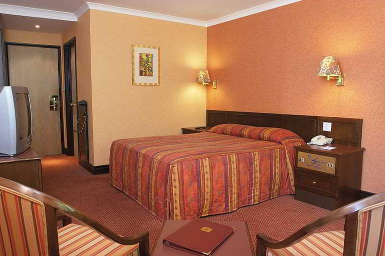 Bedroom 5, Best Western Frensham Pond Hotel, Surrey