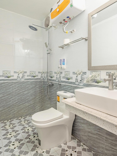 Bathroom 4, HANG MUA HOLIDAY HOMESTAY, Hoa Lư