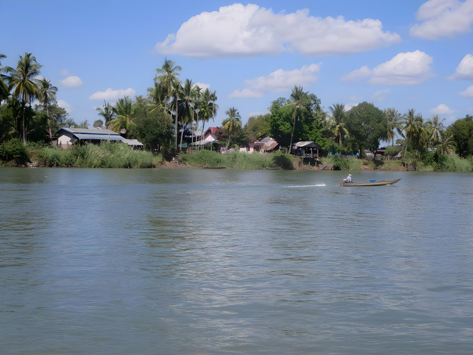 Others 3, Dokchampa Guesthouse, Khong
