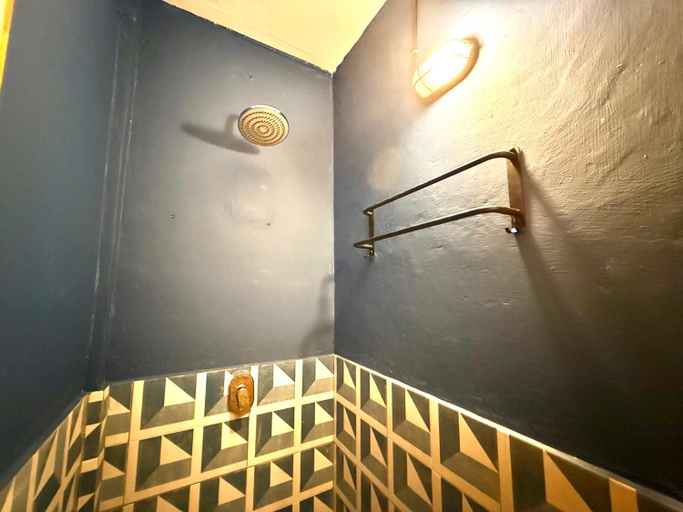 Bathroom 2, De Nata, West Manggarai