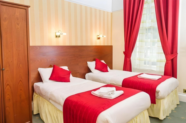 Bedroom 2, Avonmore Hotel, London