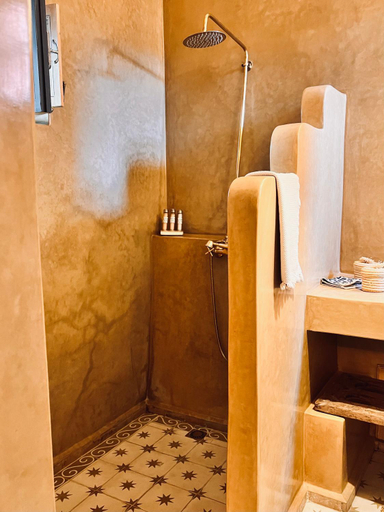 Bathroom 3, Riad Instant T, Marrakech