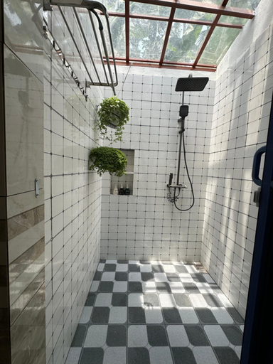 Bathroom 3, Mai Viên Homestay & Restaurant, Huế