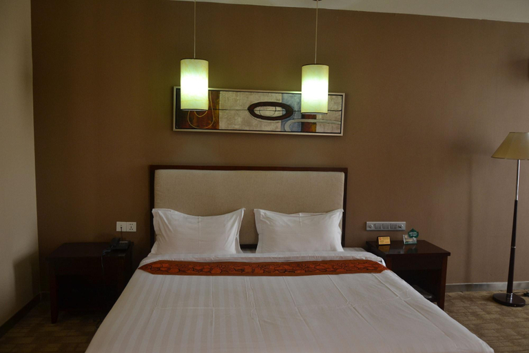 Bedroom 2, Kololo Courts Hotel And Restaurant, Kampala