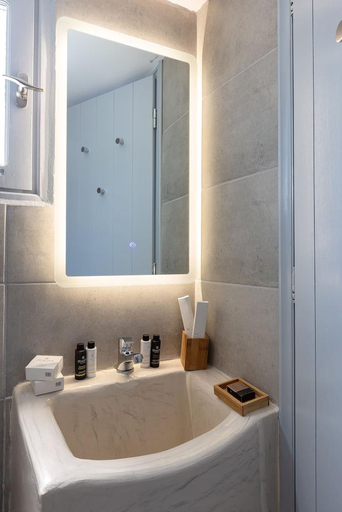 Bathroom 5, Anamnesis City Spa, South Aegean