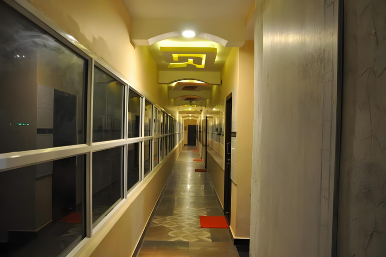 Public Area, Hotel SAARA, Ramanathapuram