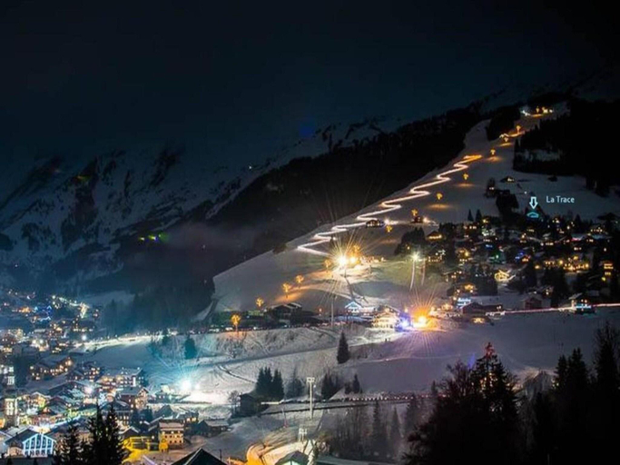 Others 3, Chalet in La Clusaz with Pool Spa, Haute-Savoie