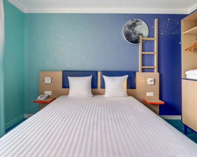 Bedroom 3, Le Grand Magic Hotel, Seine-et-Marne