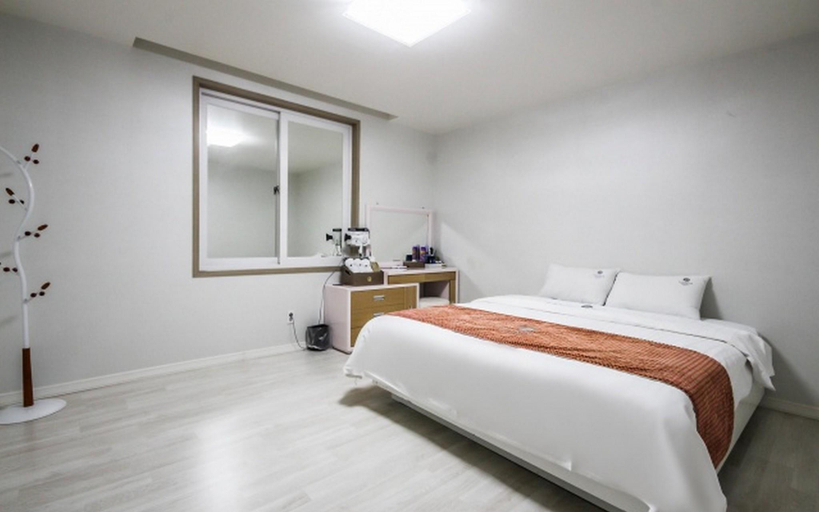 Bedroom 3, Yeosu Marina Self check-in Motel, Yeosu