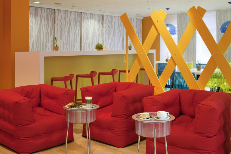 Public Area 2, Ibis Styles Duesseldorf Neuss Hotel, Rhein-Kreis Neuss