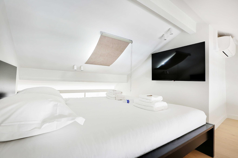 Bedroom, Modern Apartment - 2BD/5P - Sentier/Montorgueil, Paris