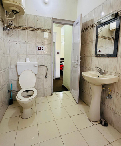 Bathroom 3, PARADISE HILLS DALHOUSIE, Chamba
