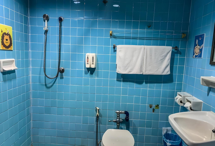 Bathroom, Thai Hotel - Thai Hotel, Muang Nakhon Si Thammarat