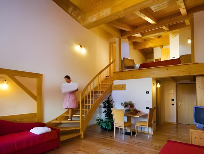 Bedroom 3, Carlo Magno Hotel Spa Resort, Trento