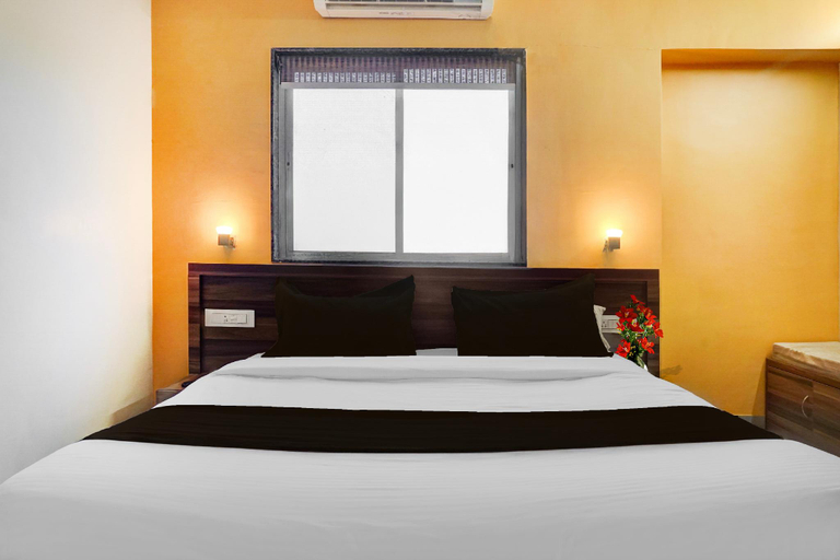 Bedroom 2, White Castle, Pune
