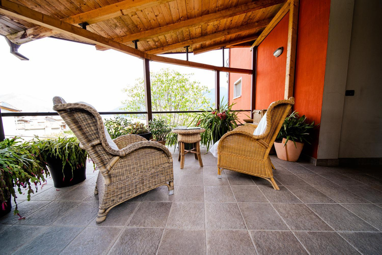 Others 2, Bed and Breakfast Studios Alto lago di Como, Como