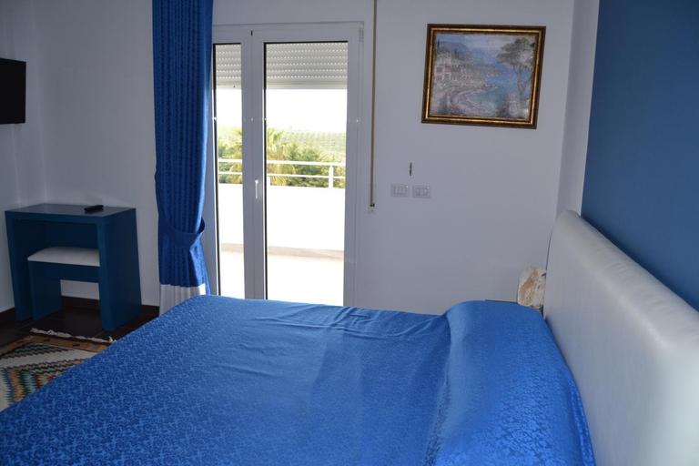 Bedroom, Kodra e Godenve, Kavajës