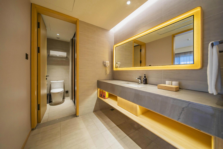 Bathroom 4, Ji Hotel Changsha Guitang Wujiang Tianjie, Changsha