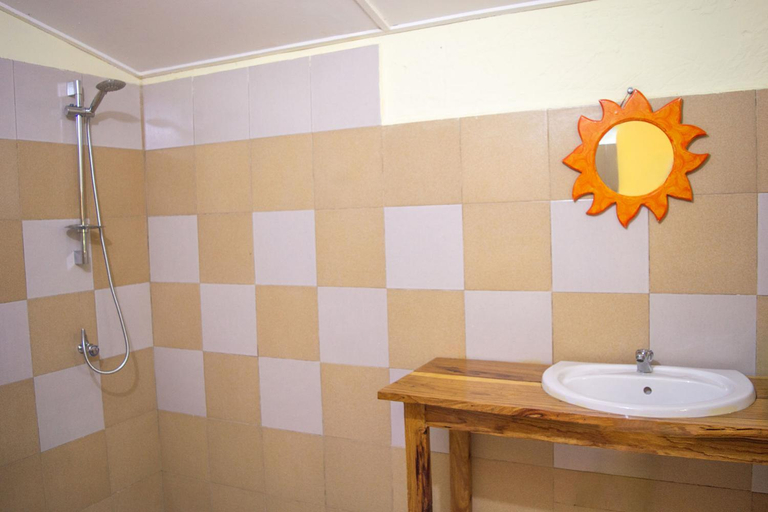 Bathroom, Lodge Jamarek, Bignona