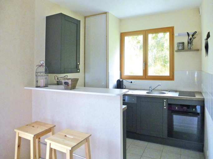 4, House in St. Quay near GR34 and Beaches, Côtes-d'Armor