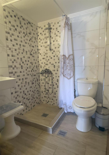 Bathroom 3, Niki Apartments, Central Macedonia