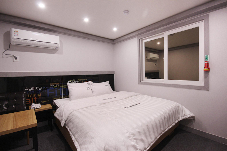 Bedroom 4, Ulsan Mugeodong With, Ulju