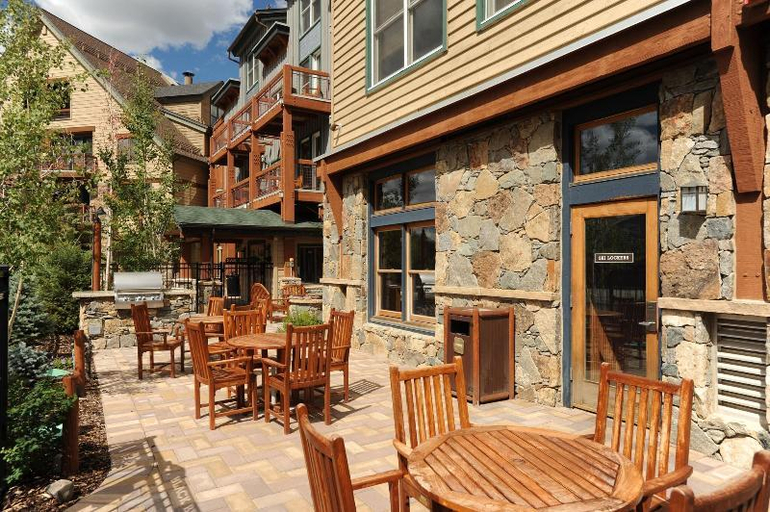 Food & Drinks 5, Jackpine & Black Bear Condominiums by Keystone Resort, Summit
