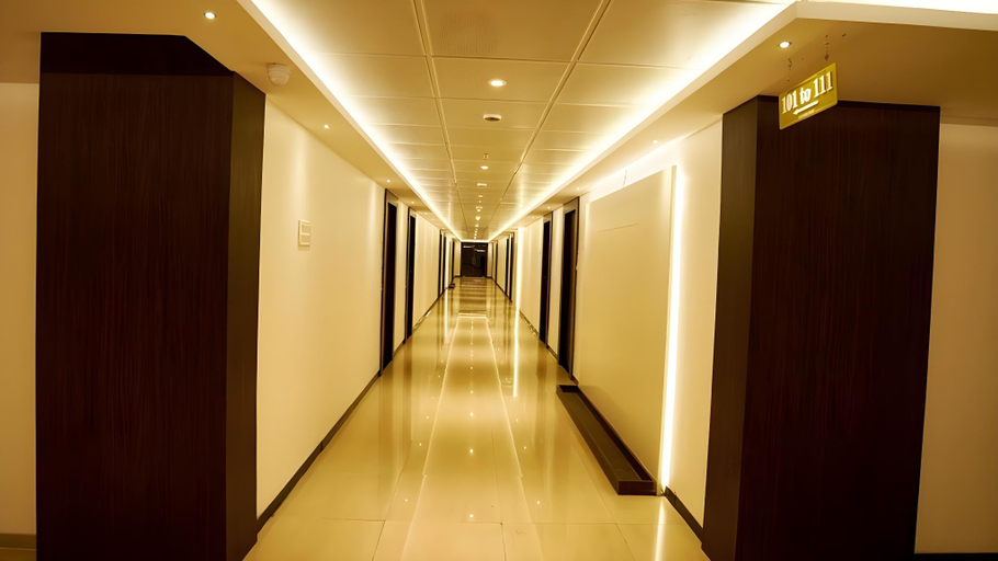 Public Area 2, Hotel Golden View, Ahmadnagar