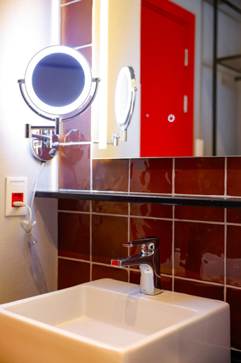 Bathroom 4, Radisson RED Ibirapuera, São Paulo