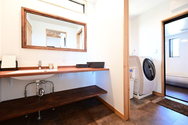 Bathroom 5, Ishigaki Island Villa 7716, Ishigaki