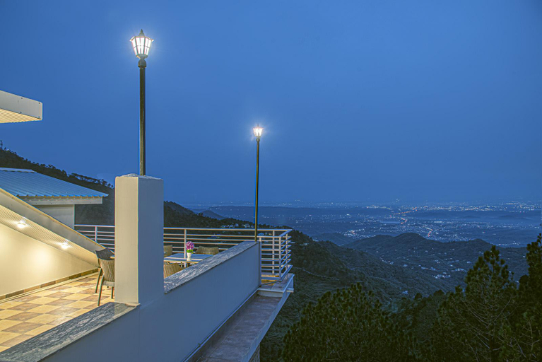 Exterior view 3, LakeView Kasauli Cottage, Solan