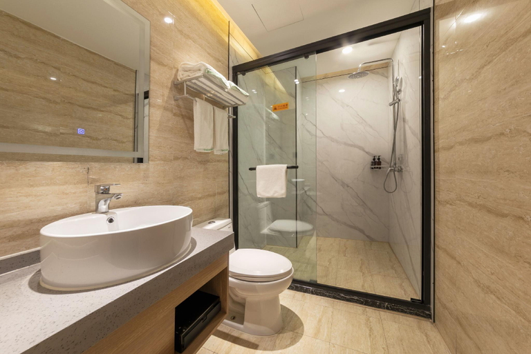 Bathroom 3, Green Tree Inn Jinmen Zhongxiang Anlufu, Jingmen