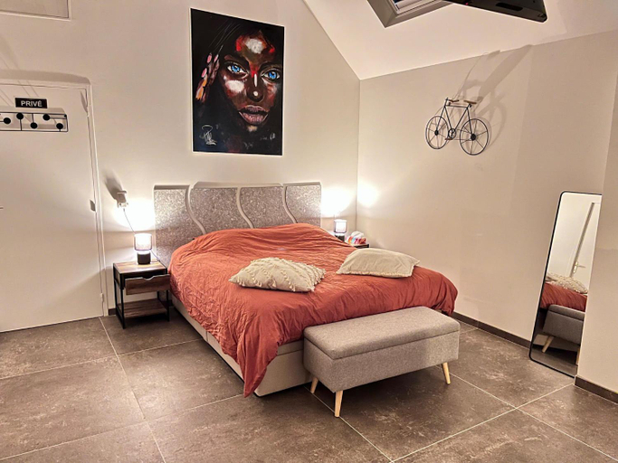 Bedroom, Le gite 24 proche du Futuroscope - Jacuzzi compris, Vienne