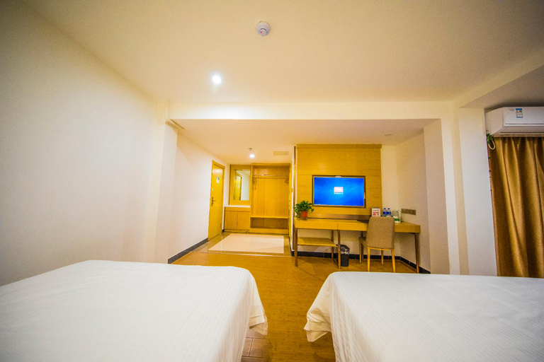 Bedroom 2, GreenTree Inn Chuzhou Langya Mountain Scenic Area Xijian Road, Chuzhou