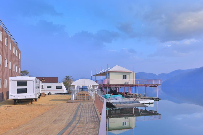 Exterior & Views 1, Poseidon Caravan, Gapyeong
