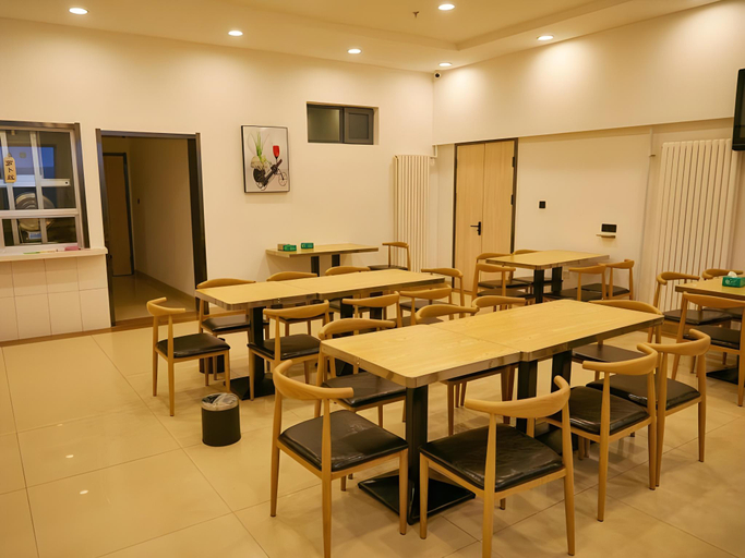 Food & Drinks 2, GreenTree Inn Express Linqu County Pianyi Road Jiufulai, Weifang